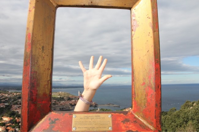Hand vor Collioure