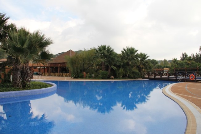 Pool "leider" geschlossen!