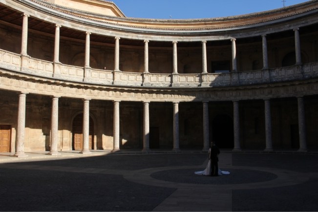 Palacio Carlos V. - Innenhof mit Brautpaar