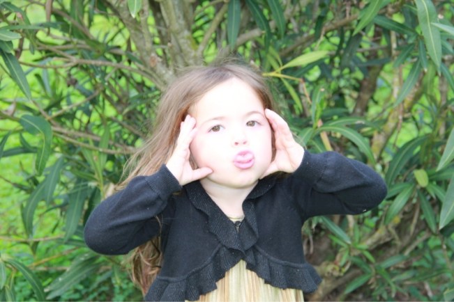 Penelope im "Weihnachtsdress"