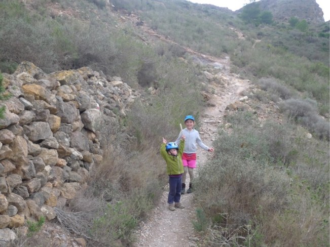 Penelope und Juanita lieben das Wandern