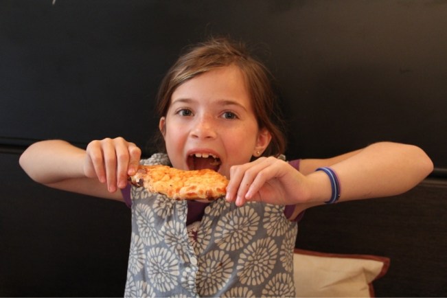 Esmeralda steht mehr auf Pizza als auf Tapas