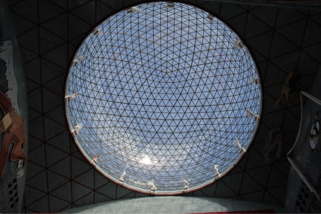 Die Glaskuppel von innen