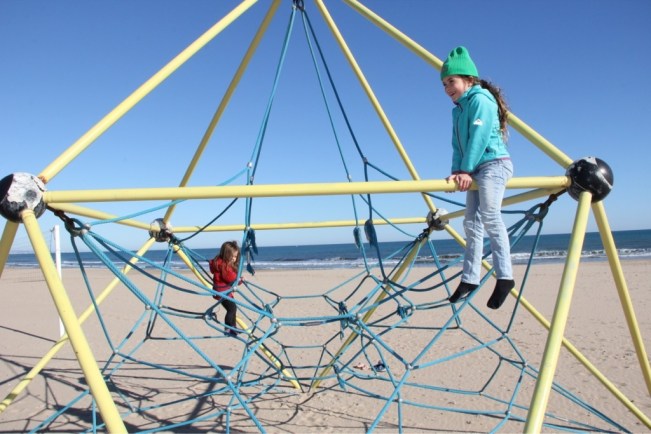 ...auch Penelope kann schon gut klettern...