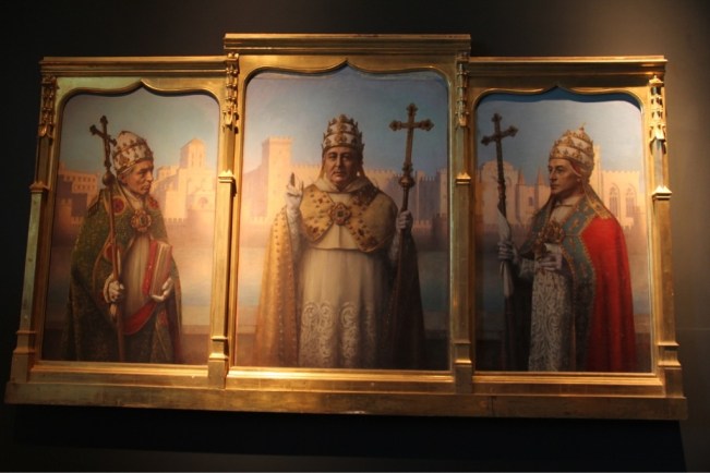 Im Inneren gibt es viel zu bestaunen und zu erfahren...