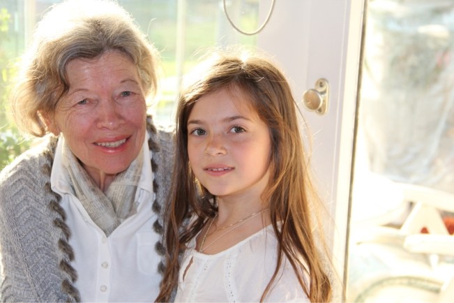 Oma freut sich sehr...