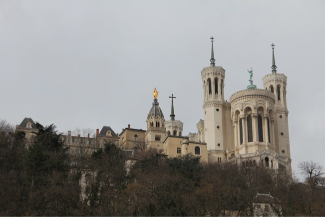 Die Lyon- Besichtigungstour beginnt: tolle Aussicht von Notre-Dame de Fourvière