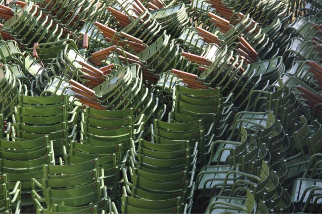 Hier findet jeder einen Stuhl für ein Sonnenbad